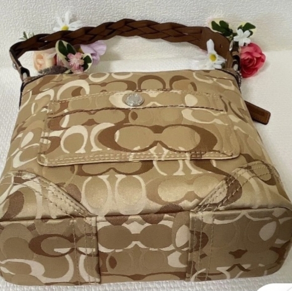 Coach Chelsea Optic Signature C w braided Tan Leather Hobo, turnlock MINT Cond. - Picture 7 of 17